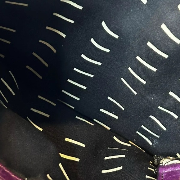 Rebecca Minkoff Purple Leather Crossbody Bag with Sleek Design​​ - Picture 4 of 6